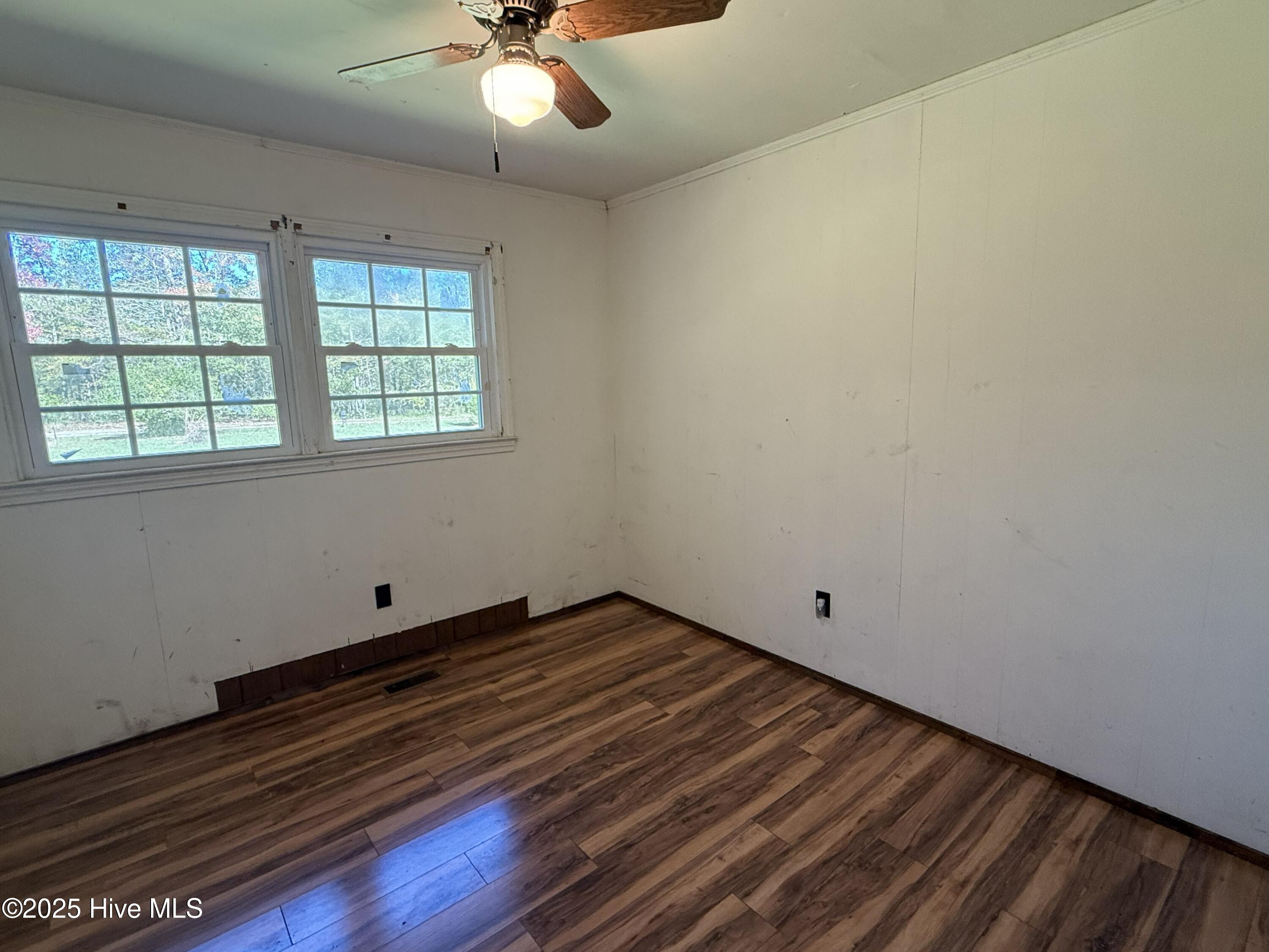 600 Mallard Drive Roper, NC 27970 - Photo 33 of 42 3rd Bedroom