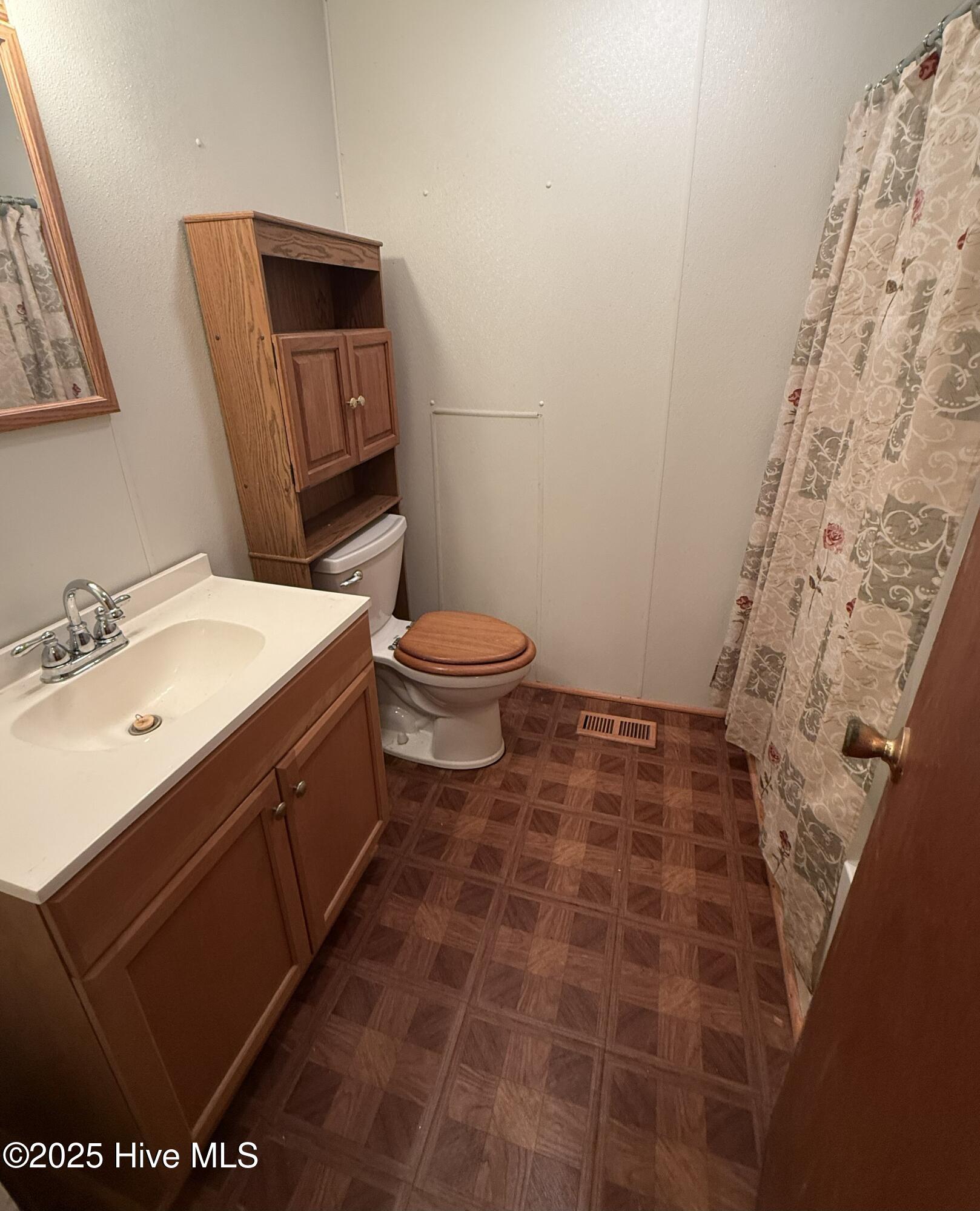 600 Mallard Drive Roper, NC 27970 - Photo 34 of 42 Hall Bath