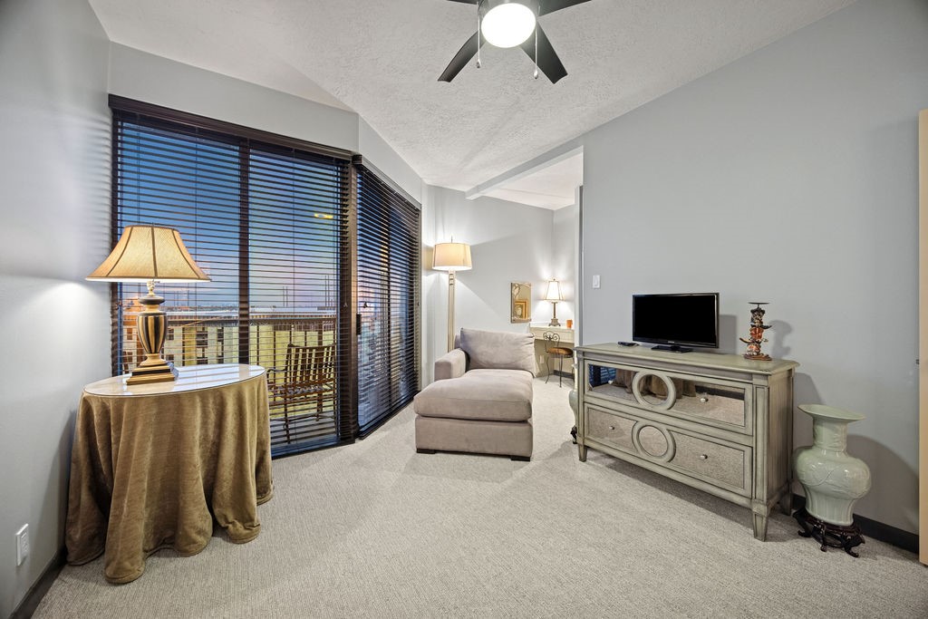 3350 McCue Road, Unit 904 Houston, TX 77056 - Photo 15 of 36