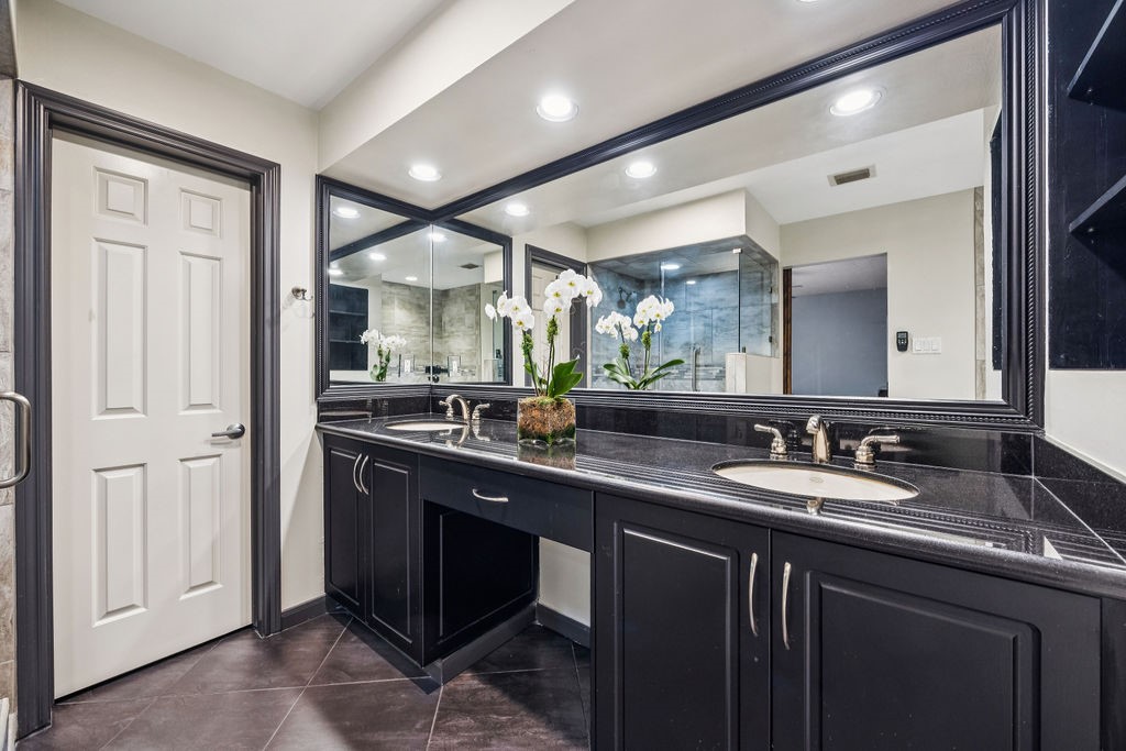 3350 McCue Road, Unit 904 Houston, TX 77056 - Photo 19 of 36