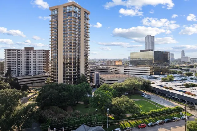 $340,000 | 3350 McCue Road, Unit 904, Houston, TX 77056