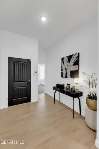 $375,000 | 100 Bonnie Trail, Sunland Park, NM 88008