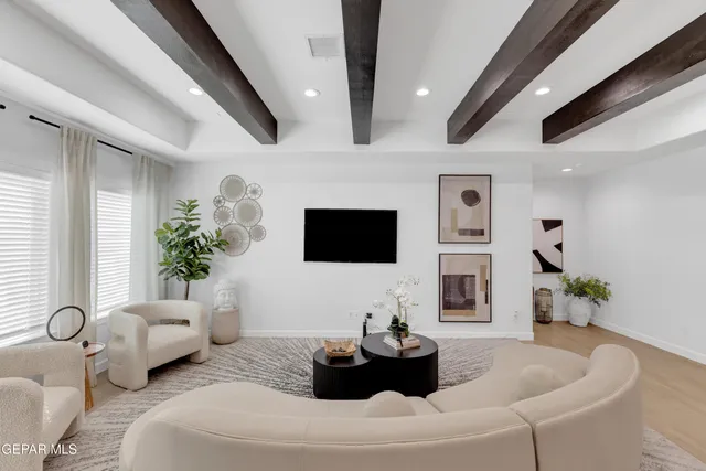 $375,000 | 100 Bonnie Trail, Sunland Park, NM 88008