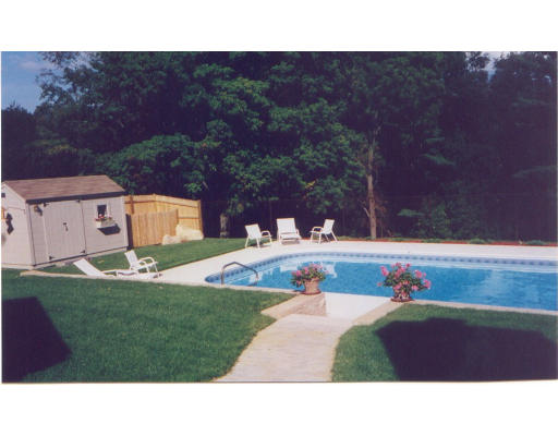 207 Lebanon Hill Road Southbridge, MA 01550 - Photo 9 of 10 Gallery Image 9