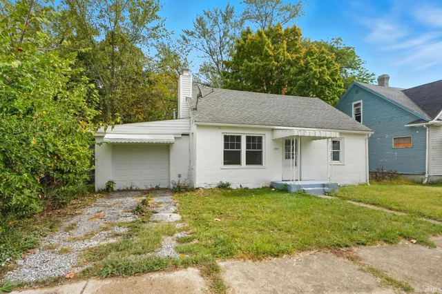 $114,900 | 2747 Abbott Street, Fort Wayne, IN 46806