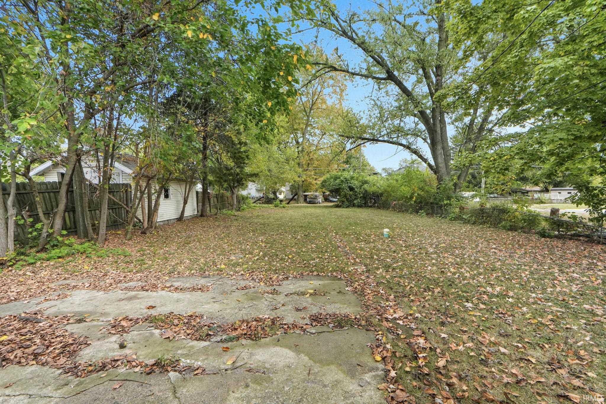 2747 Abbott Street Fort Wayne, IN 46806 - Photo 26 of 31