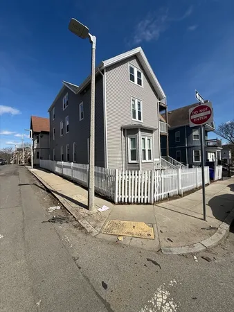 $3,400 | 13 Schuyler Street, Unit 2, Boston, MA 02121