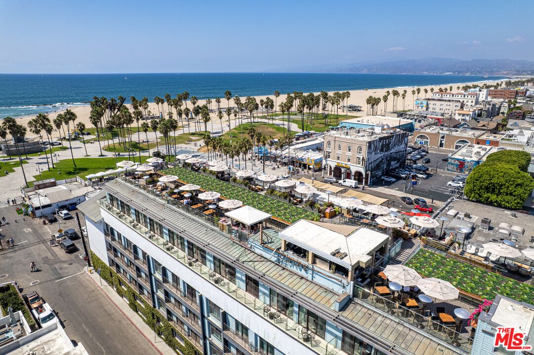 1908 Pacific Avenue Venice, CA 90291 - Photo 18 of 22