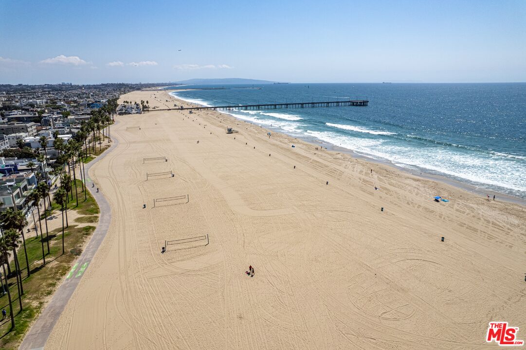 1908 Pacific Avenue Venice, CA 90291 - Photo 22 of 22