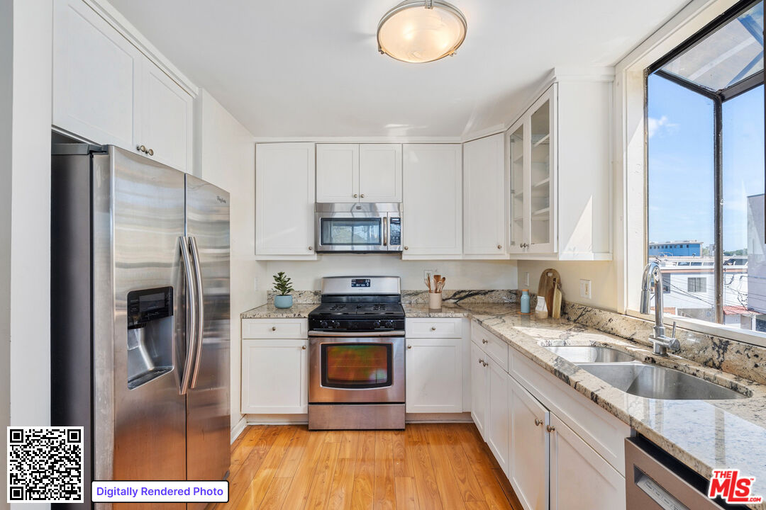 1908 Pacific Avenue Venice, CA 90291 - Photo 5 of 31