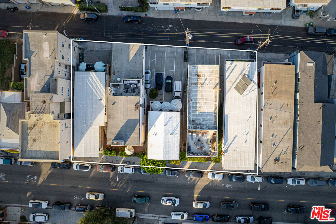 1908 Pacific Avenue Venice, CA 90291 - Photo 10 of 22