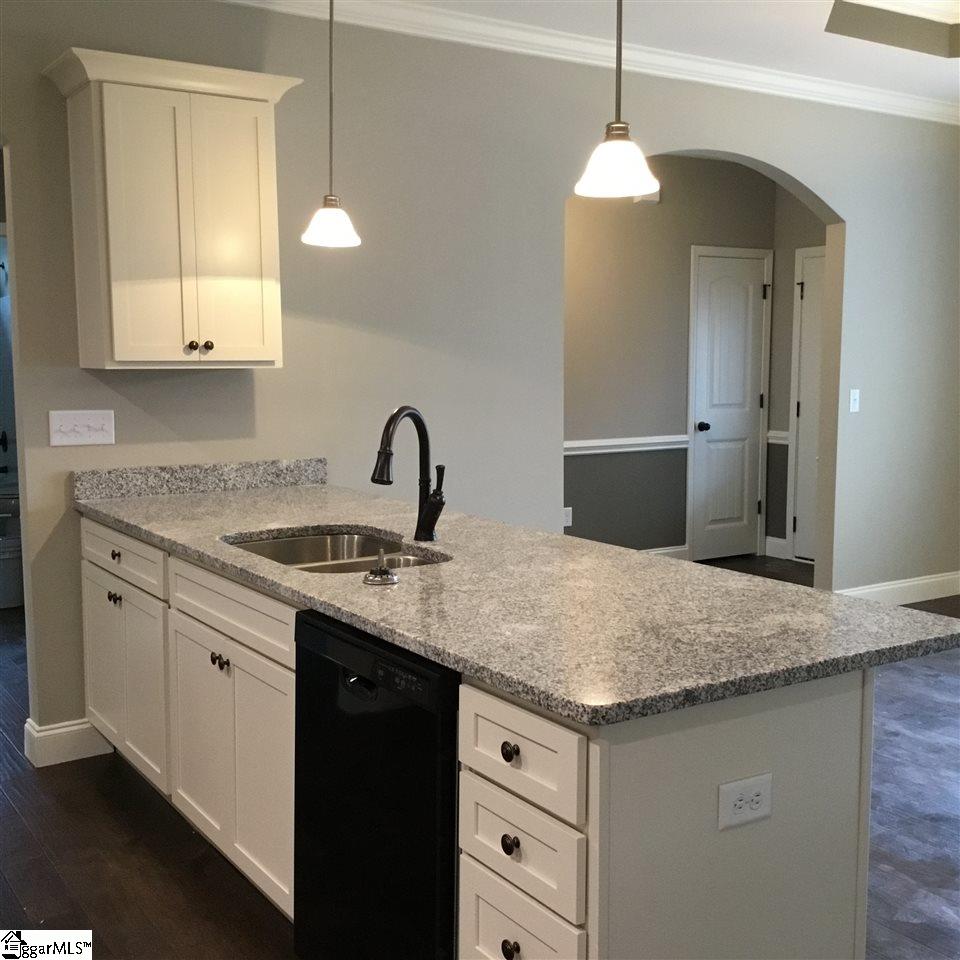648 Sloan Road Lyman, SC 29365 - Photo 6 of 36