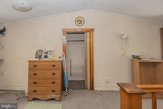 a view of walk in closet