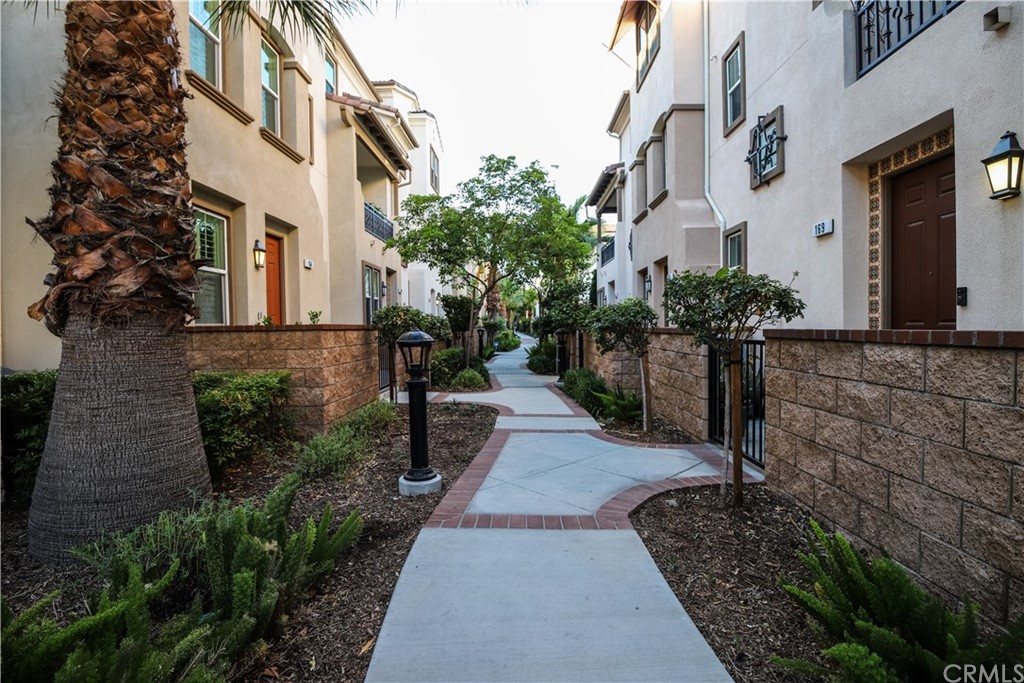 168 Royal Way Upland, CA 91786 - Photo 2 of 19