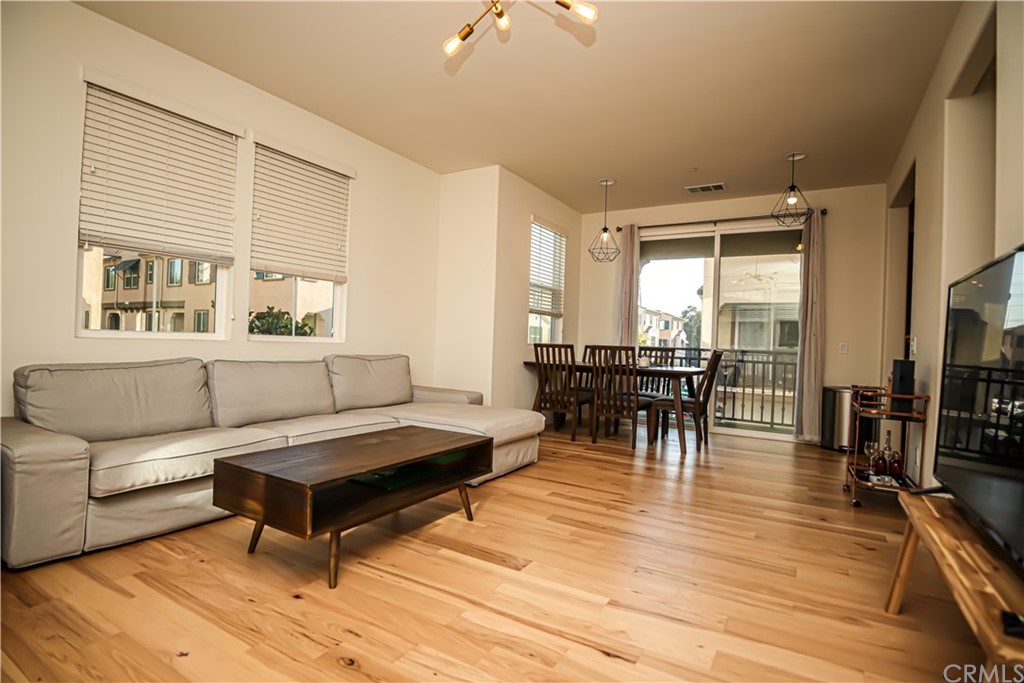 168 Royal Way Upland, CA 91786 - Photo 4 of 19