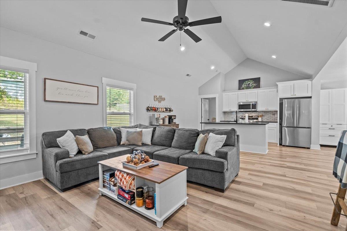 1141 Old Hills Bridge Road Pauline, SC 29374 - Photo 5 of 34