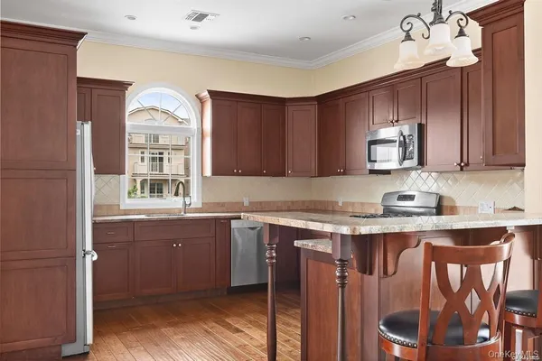 $17,000 | 434 East Broadway, Unit A, Long Beach, NY 11561
