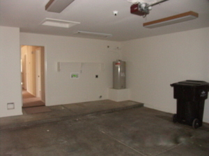15011 West Redfield Road Surprise, AZ 85379 - Photo 8 of 8 Garage