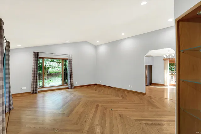 $424,900 | 5922 State Road 46, Ellettsville, IN 47429