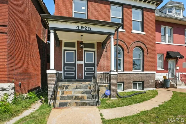 $315,000 | 4925 Fountain Avenue, St. Louis, MO 63113