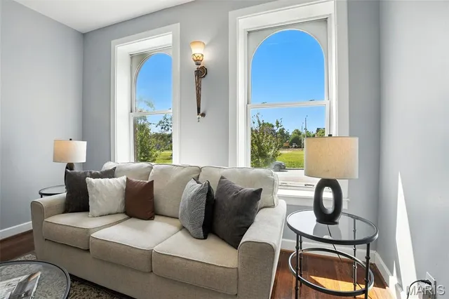 $315,000 | 4925 Fountain Avenue, St. Louis, MO 63113