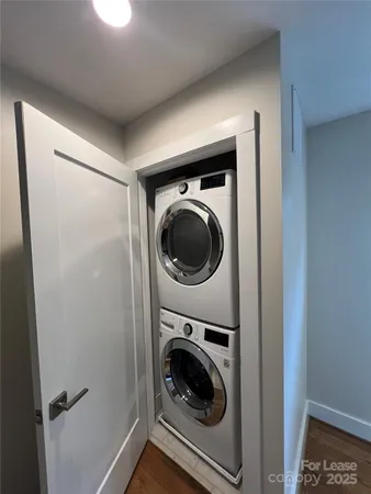 $2,500 | 1106 North Alexander Street, Charlotte, NC 28206