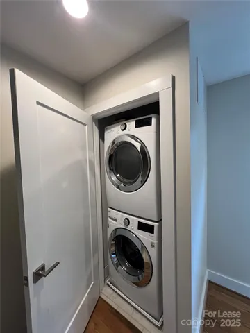 $2,600 | 1106 North Alexander Street, Charlotte, NC 28206