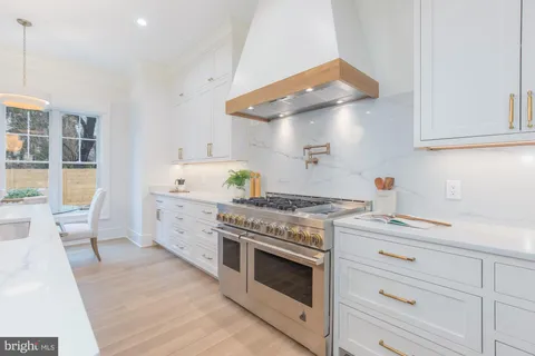 $3,400,000 | 7113 Fairfax Road, Bethesda, MD 20814