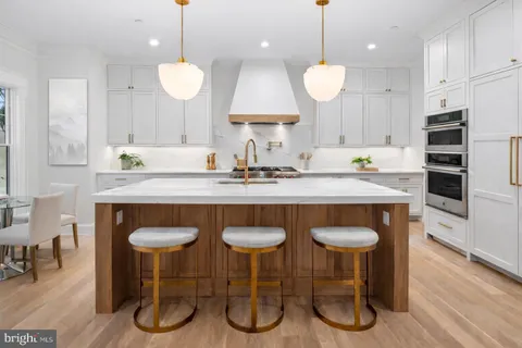 $3,400,000 | 7113 Fairfax Road, Bethesda, MD 20814