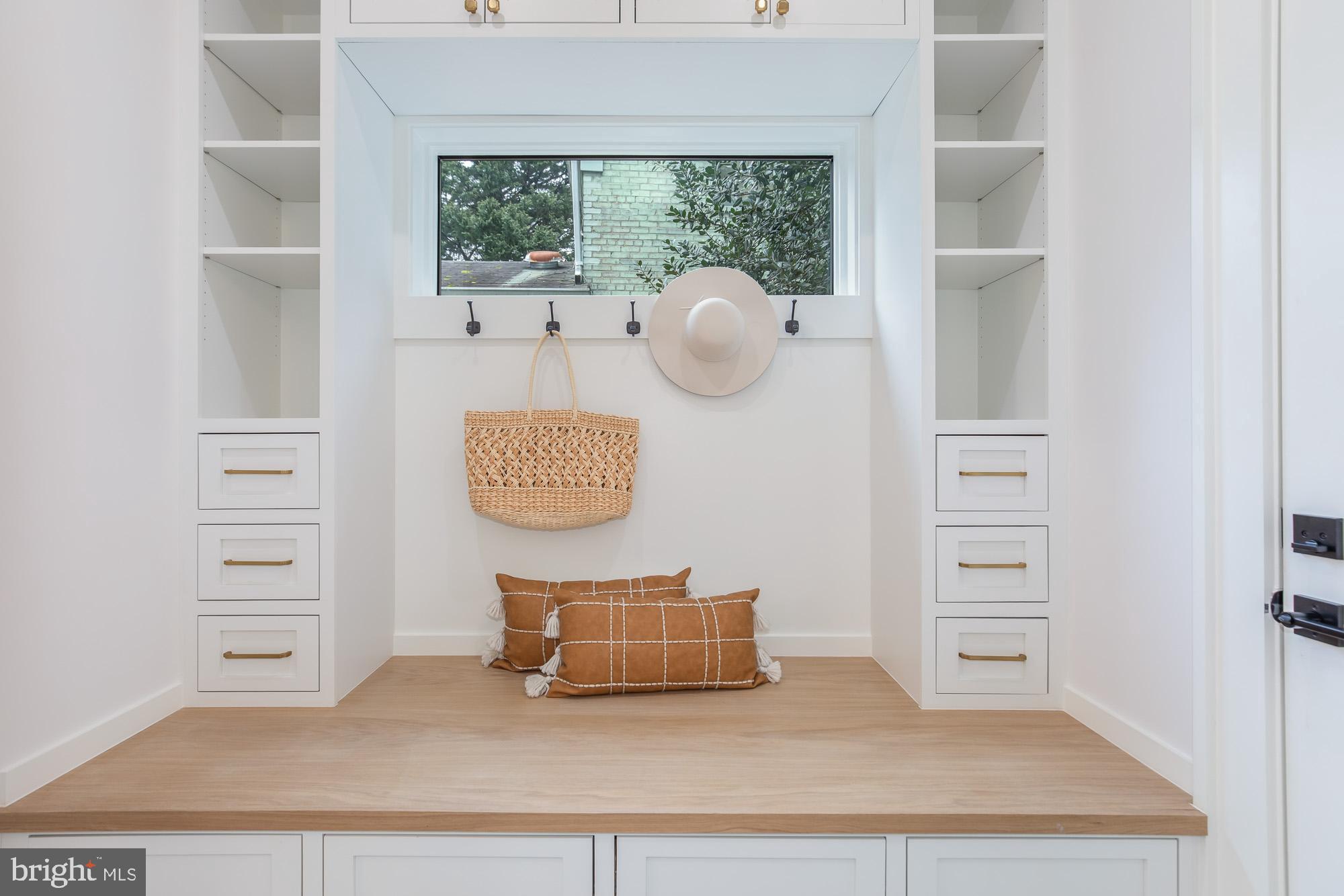 7113 Fairfax Road Bethesda, MD 20814 - Photo 21 of 67