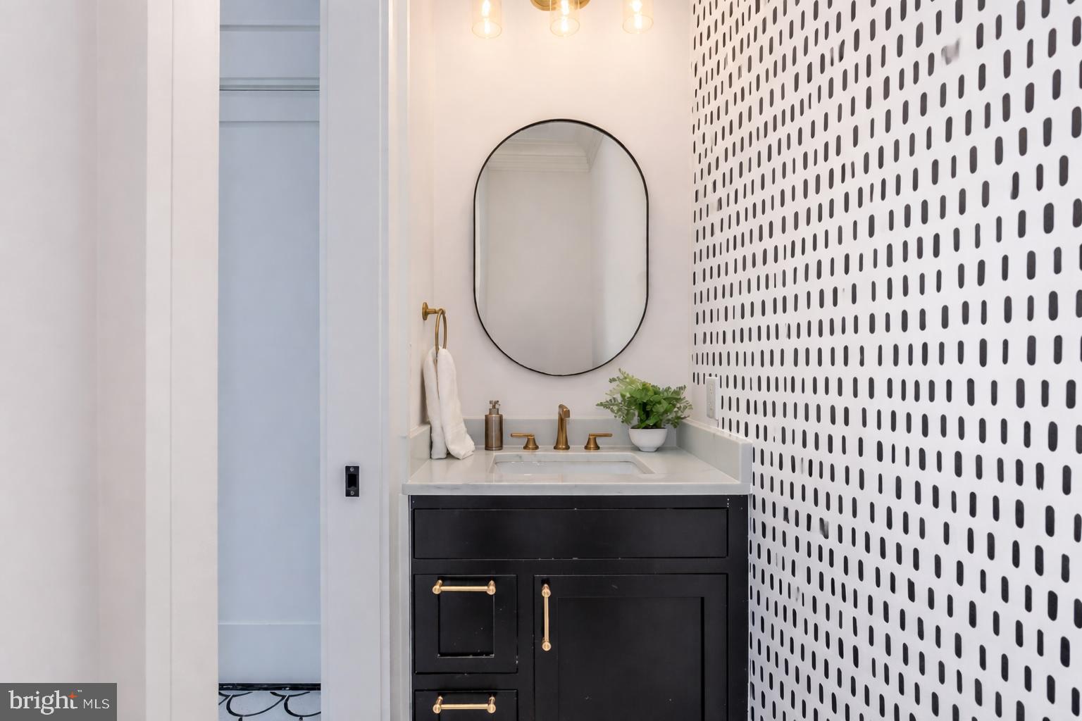 7113 Fairfax Road Bethesda, MD 20814 - Photo 22 of 67