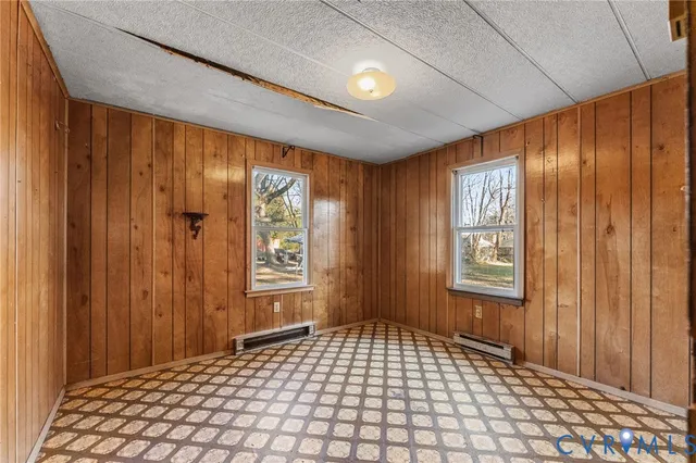 $109,900 | 815 West Riverside Drive, Lanexa, VA 23089