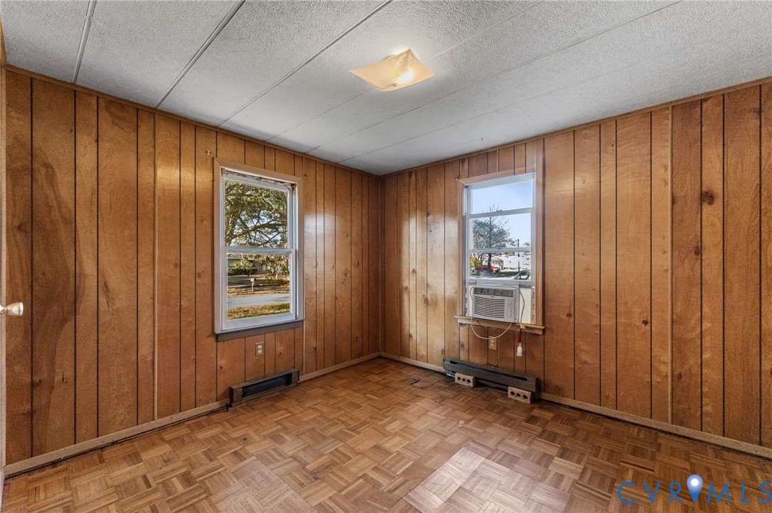 815 West Riverside Drive Lanexa, VA 23089 - Photo 17 of 22