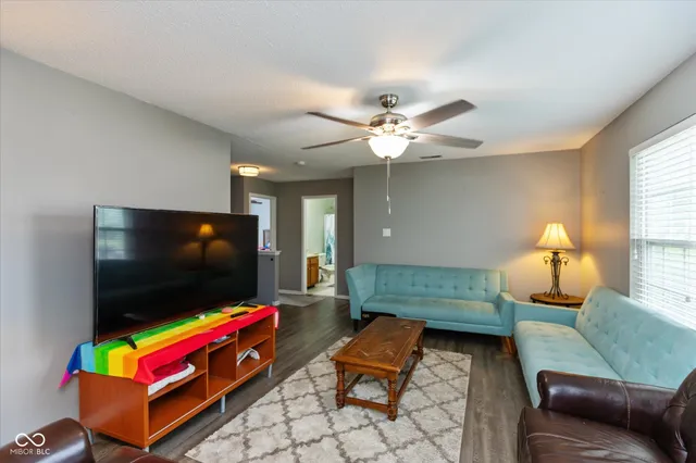 $345,000 | 10270 Apple Blossom Circle, Fishers, IN 46038