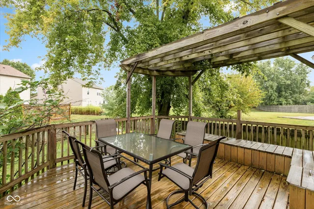 $345,000 | 10270 Apple Blossom Circle, Fishers, IN 46038