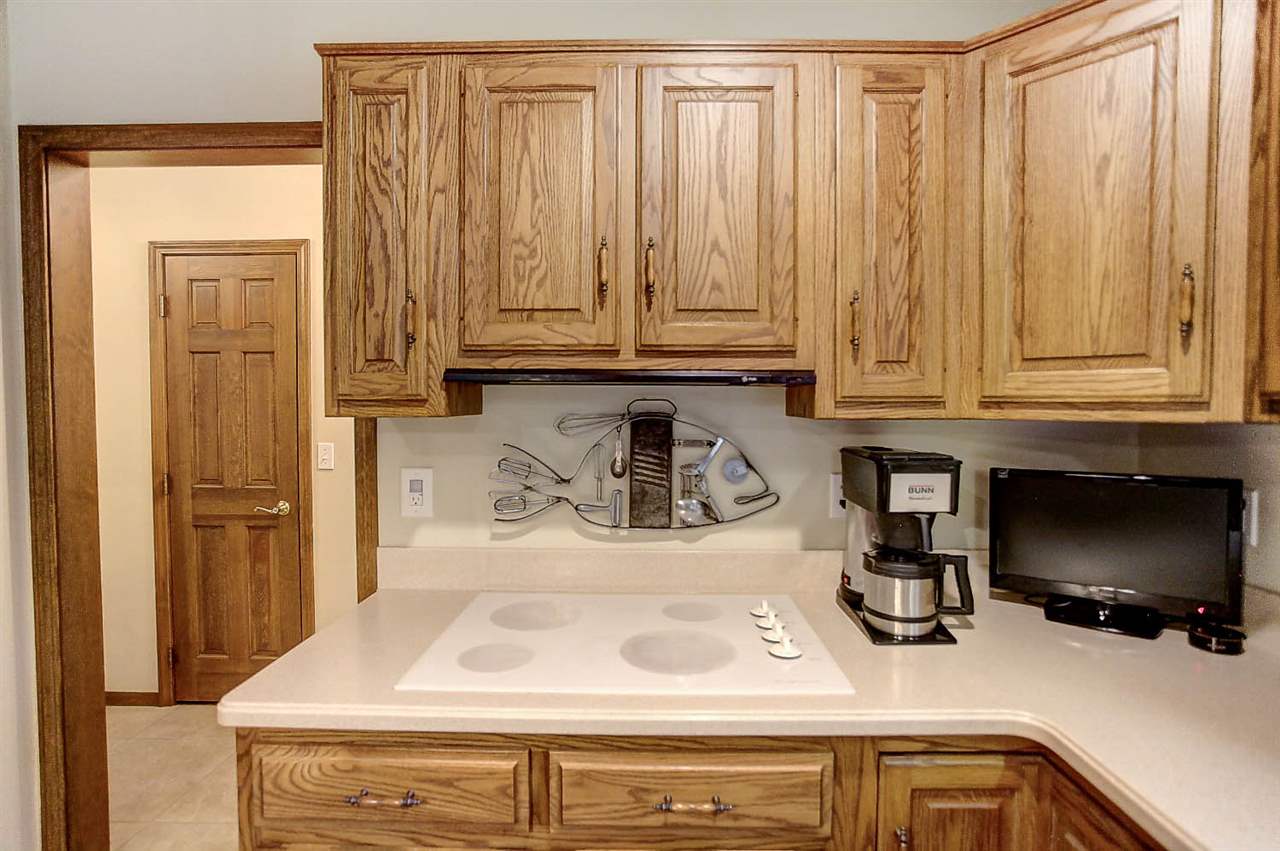 1325 Simon Road Huntertown, IN 46748 - Photo 10 of 36 Gallery Image 10