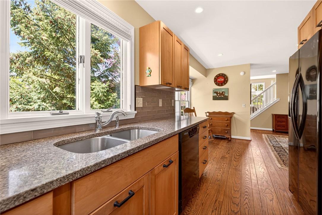 2 Montpelier Circle Brighton, NY 14618 - Photo 19 of 41