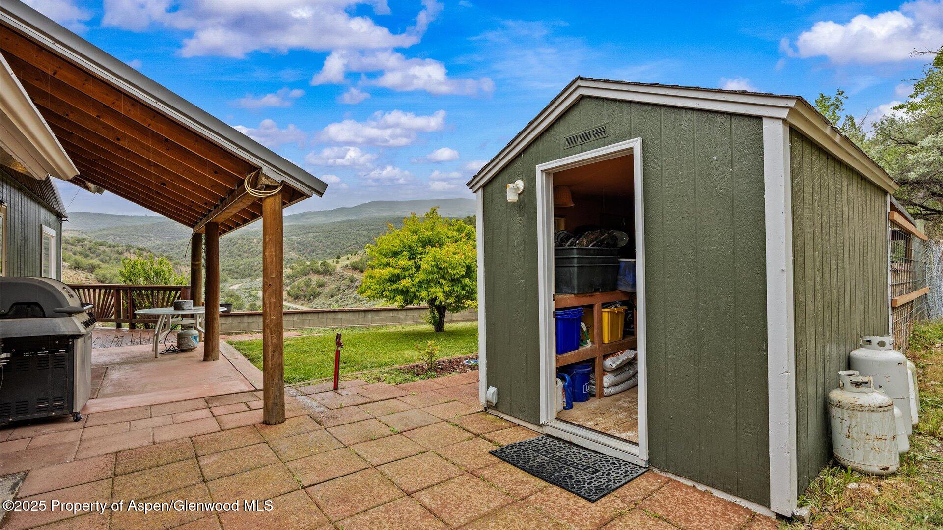 10467 County Road 320 Rifle, CO 81650 - Photo 10 of 32 34-10467 Co Rd 320-34
