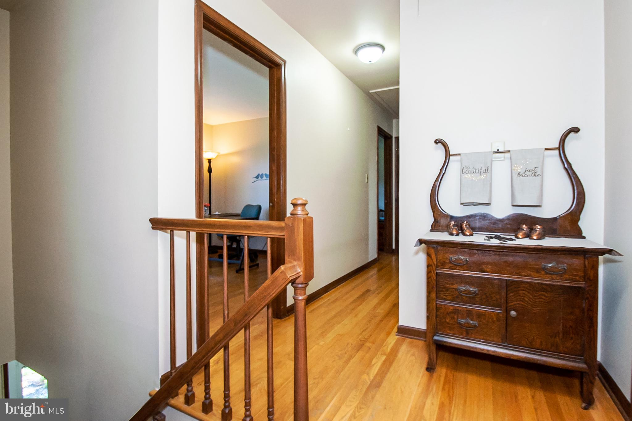 218 Sugar Pine Drive Middletown, DE 19709 - Photo 28 of 48 Upstairs hallway