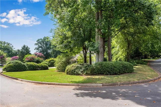 $3,800 | 755 Anna Lane, Alpharetta, GA 30004