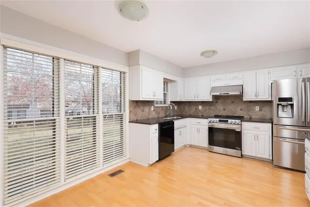 $350,000 | 12019 England Street, Overland Park, KS 66213