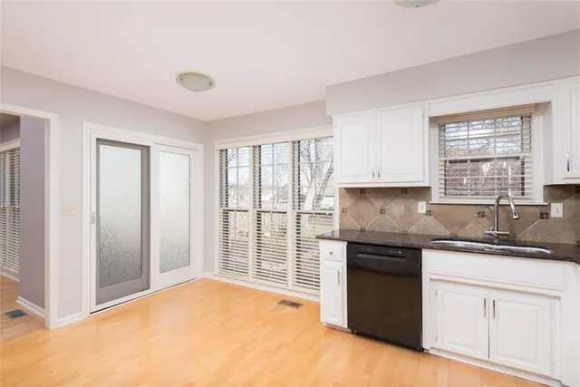 $350,000 | 12019 England Street, Overland Park, KS 66213