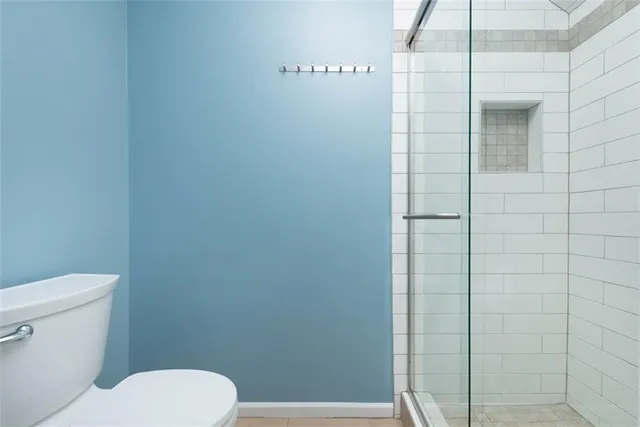 $350,000 | 12019 England Street, Overland Park, KS 66213