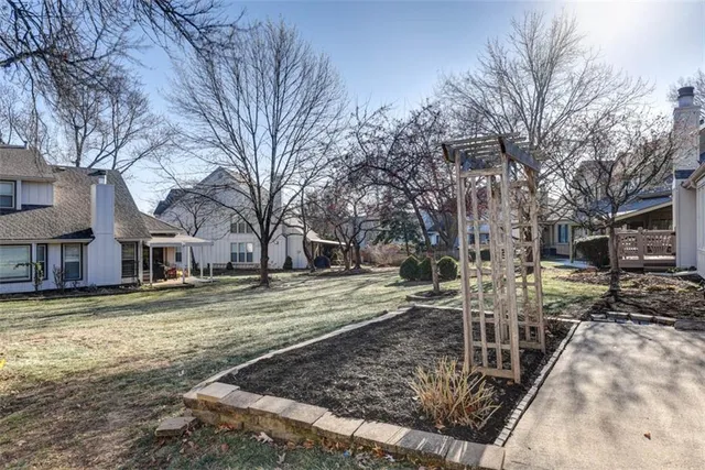 $350,000 | 12019 England Street, Overland Park, KS 66213