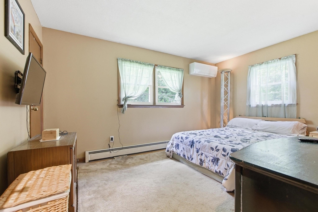 152 Lake Street Middleton, MA 01949 - Photo 15 of 33