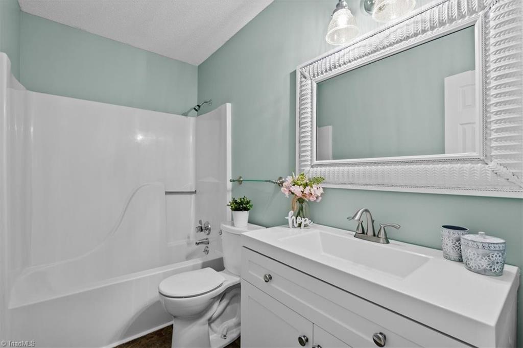 814 Guilford College Road, Unit 129 Greensboro, NC 27409 - Photo 20 of 33