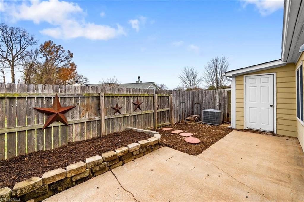 814 Guilford College Road, Unit 129 Greensboro, NC 27409 - Photo 29 of 33