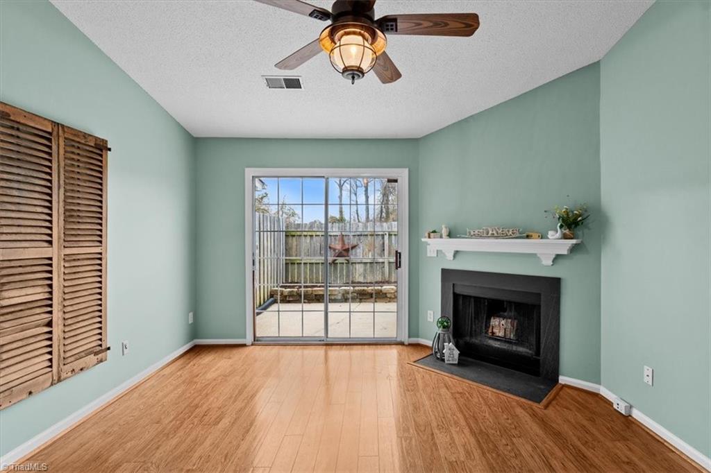 814 Guilford College Road, Unit 129 Greensboro, NC 27409 - Photo 6 of 33