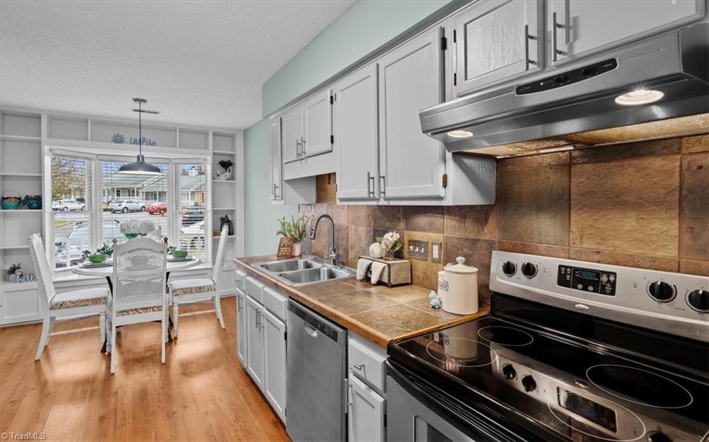 814 Guilford College Road, Unit 129 Greensboro, NC 27409 - Photo 10 of 33