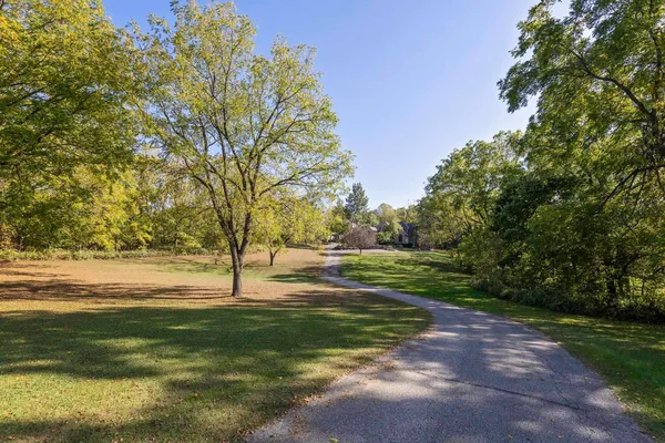 $875,000 | W7619 Koshkonong Lake Road, Fort Atkinson, WI 53538
